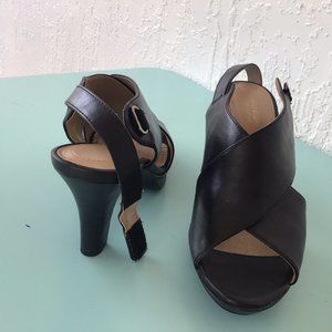 Naturalizer n5 comfort 3.5 inch heels black size 8.5M